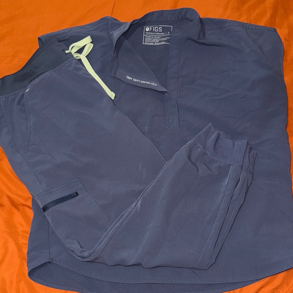 Figs Dusty Blue Scrub Set